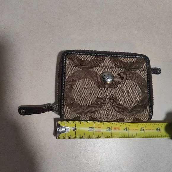 Brown and Tan Coach Wallet - Picture 5 of 6